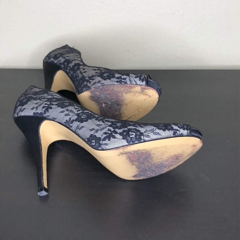 Joey Shoes Black Lace 4 1/2" Peep Toe Heels 10M - Picture 4 of 4